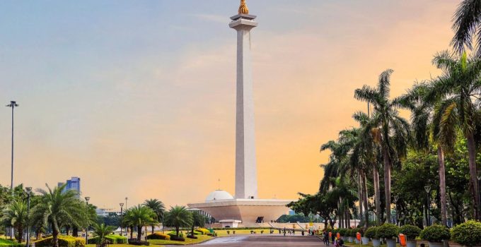 Menara Monas: Simbol Ketinggian dan Kebanggaan Indonesia