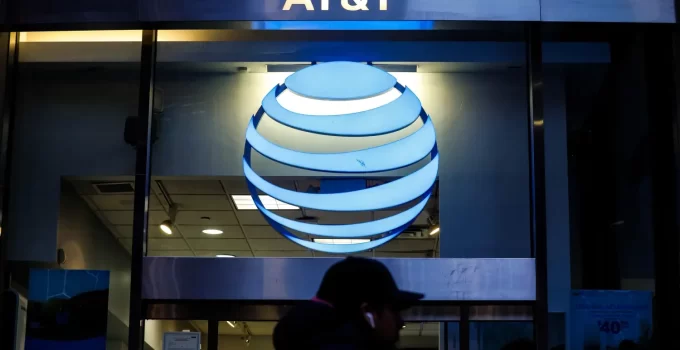 Navigating the AT&T Outage: Insights and Impacts on Connectivity Services