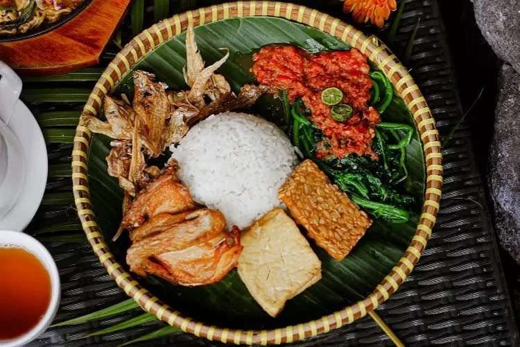 nasi-tempong-keunikan-dan-kelezatan-kuliner-khas 