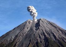 Gunung Semeru Tinggi: Keindahan dan Tantangan di Puncak Mahameru