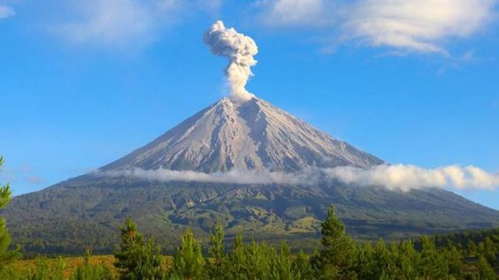 Gunung Semeru