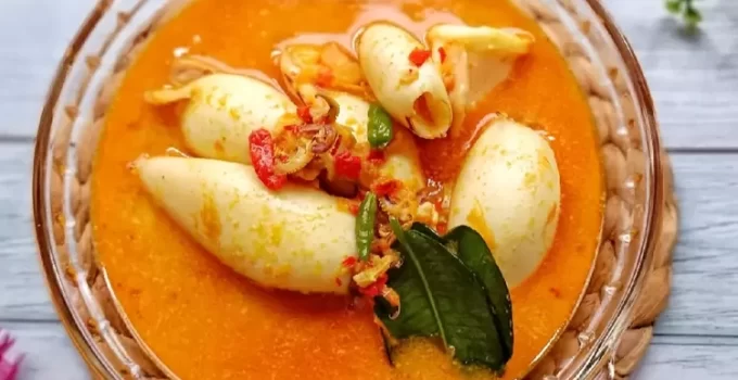 Gulai Cumi Kuah: Kelezatan Sajian Laut dalam Hidangan Berbumbu Kaya